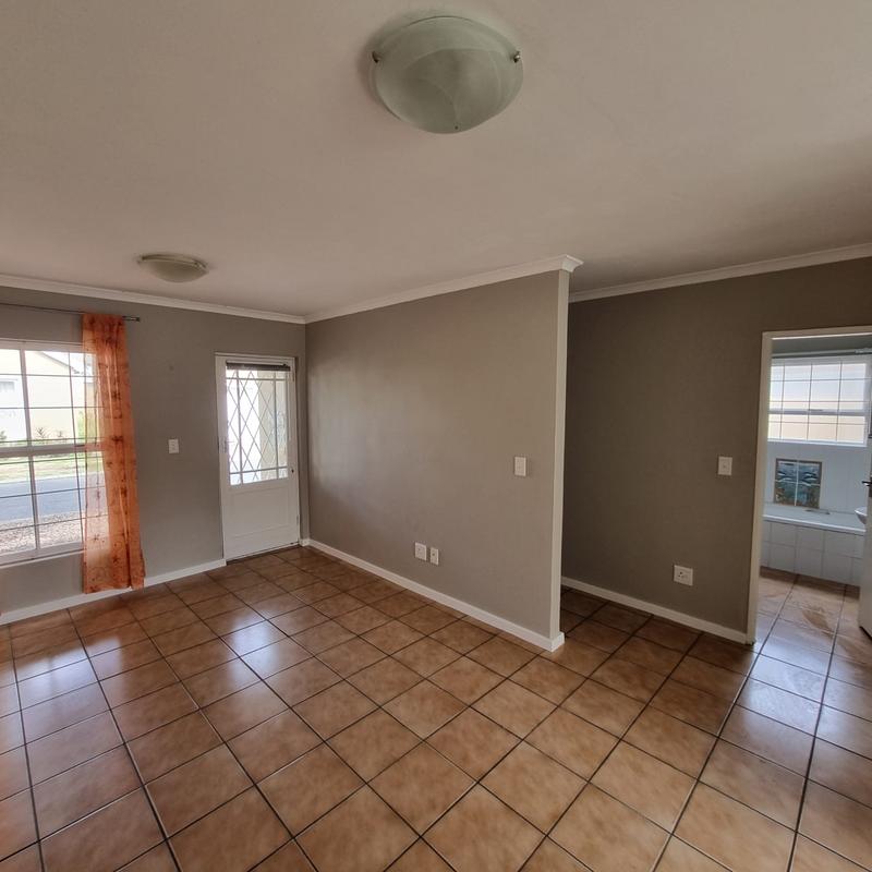 2 Bedroom Property for Sale in Guldenland Western Cape